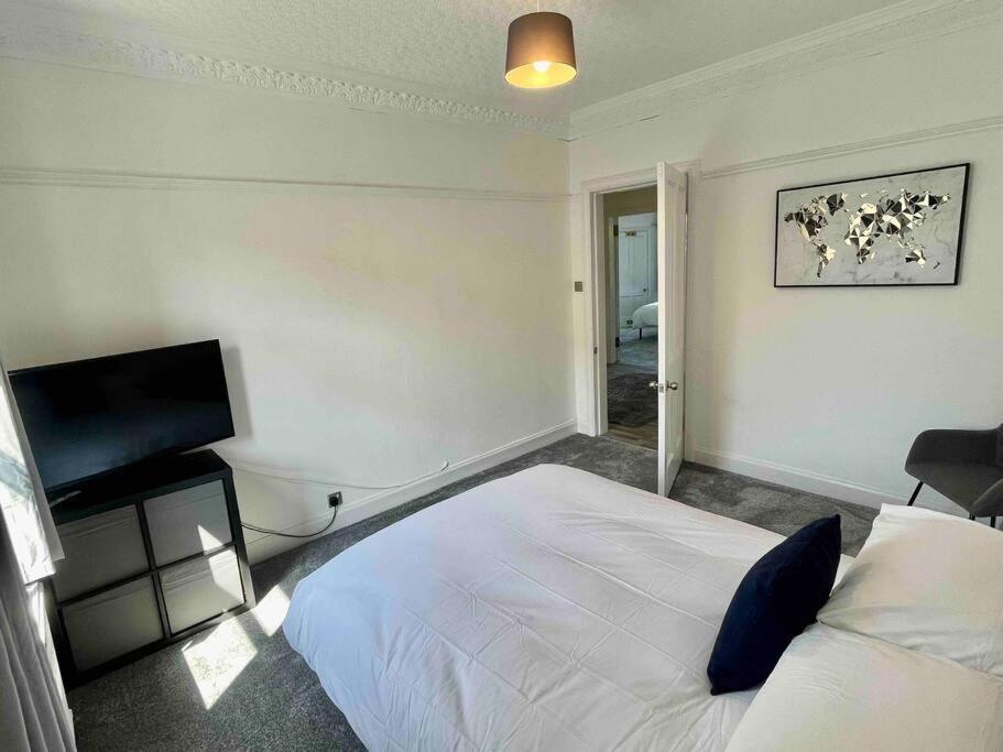 Large 2 Bed Near Glasgow Airport Paisley Esterno foto