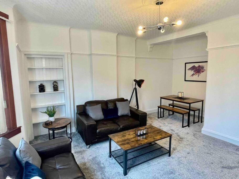 Large 2 Bed Near Glasgow Airport Paisley Esterno foto